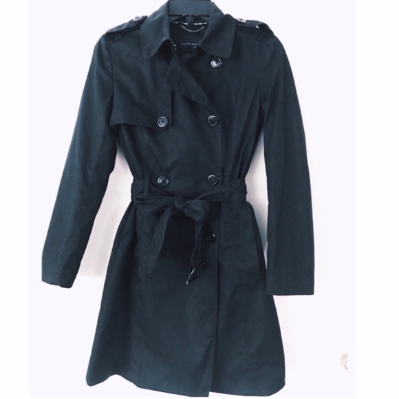 Banana Republic Jackets & Blazers - Banana Republic classic black trench coat